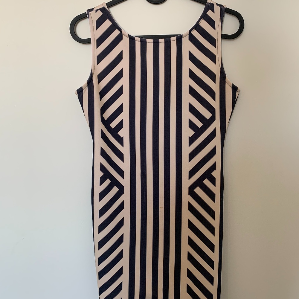 2B Bebe - Beige & Navy Dress - Size Small
